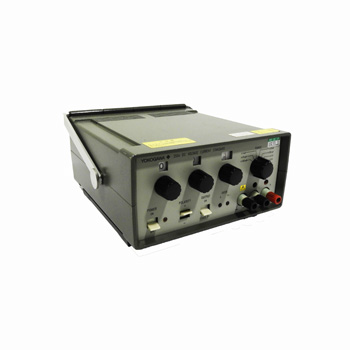 B35。YOKOGAWA 横河 2553 2563 標準交流電圧電流発生器。専門ではない